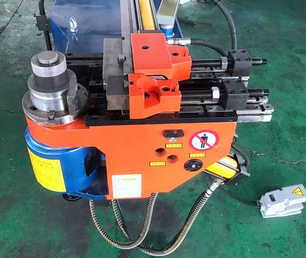 DW50NC半自動彎管機